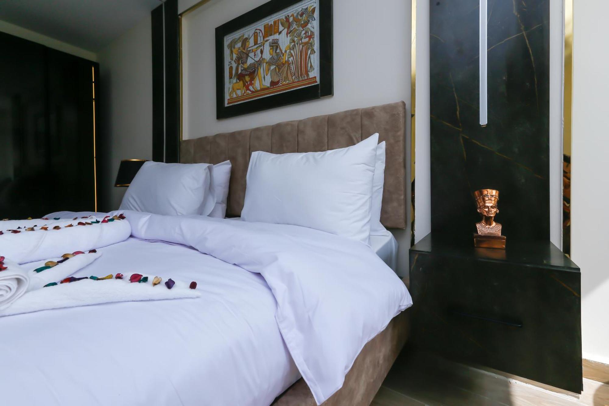 Taj Pyramids View Inn Kafret el-Gabal Kültér fotó