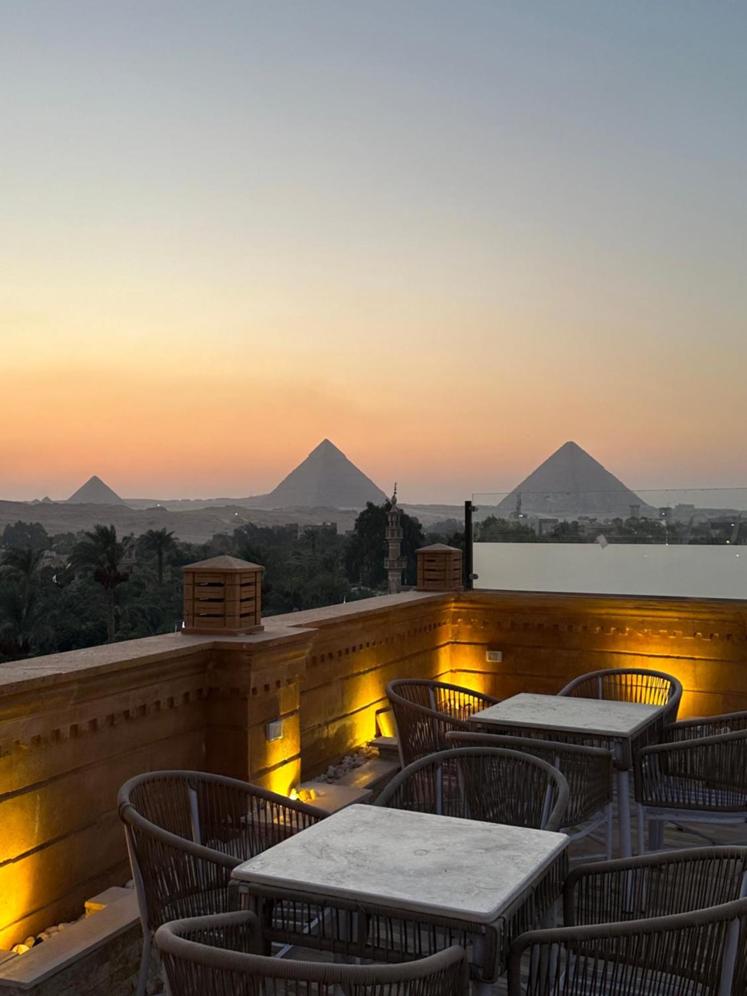 Taj Pyramids View Inn Kafret el-Gabal Kültér fotó
