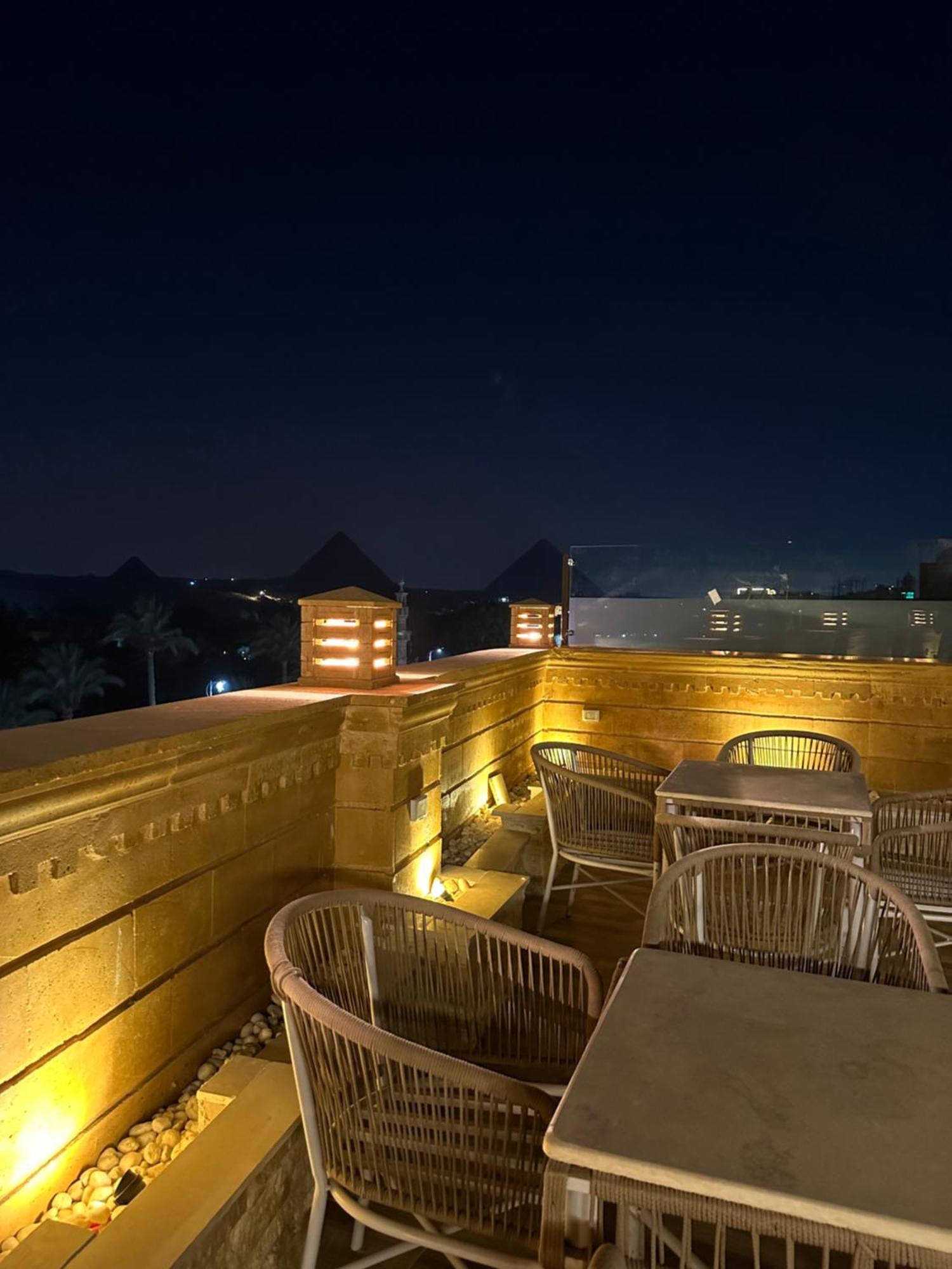 Taj Pyramids View Inn Kafret el-Gabal Kültér fotó