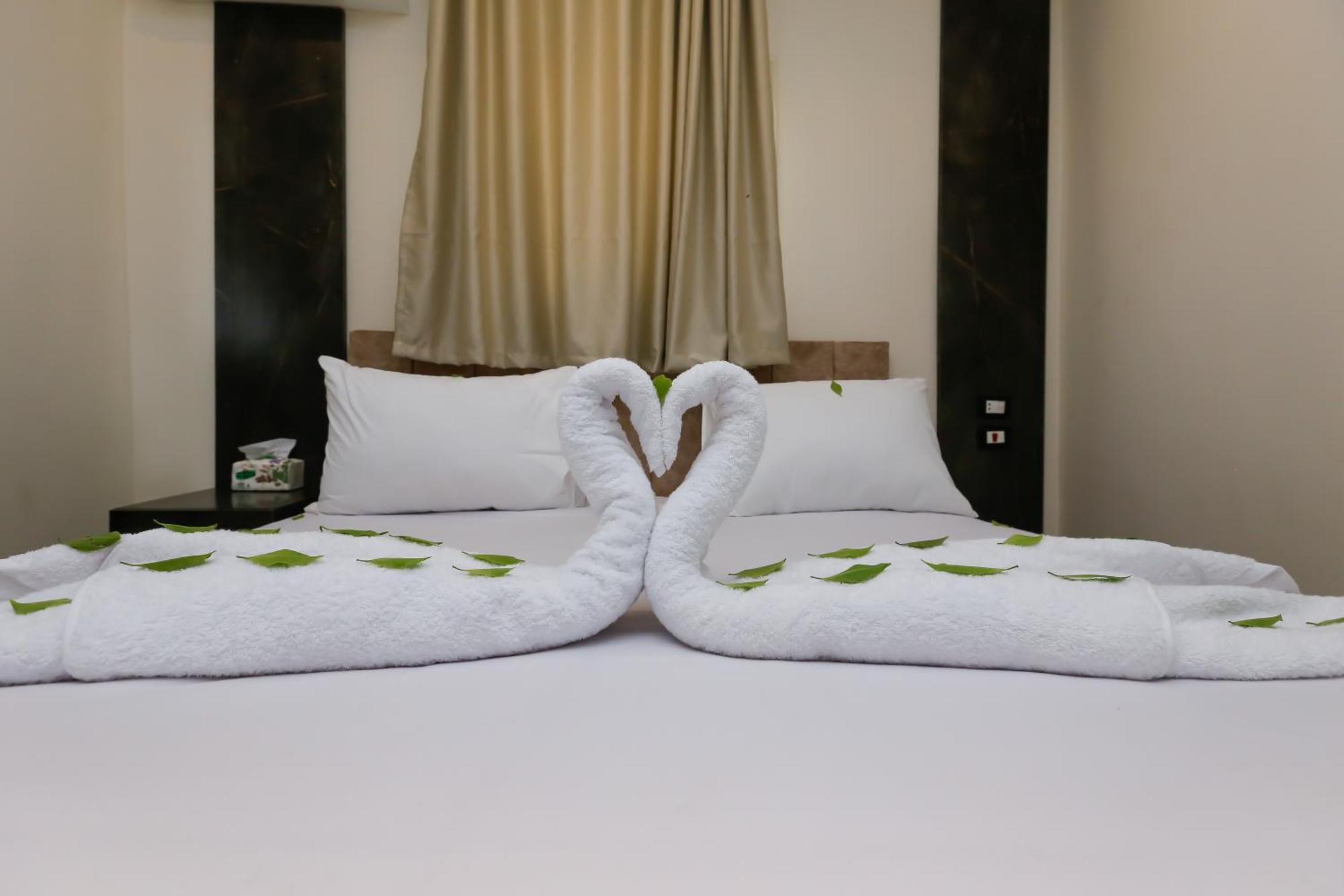 Taj Pyramids View Inn Kafret el-Gabal Kültér fotó