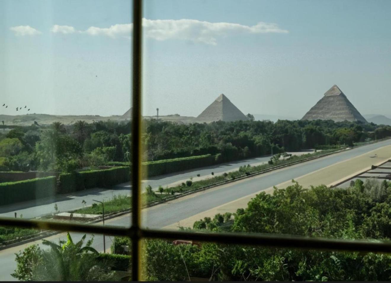 Taj Pyramids View Inn Kafret el-Gabal Kültér fotó